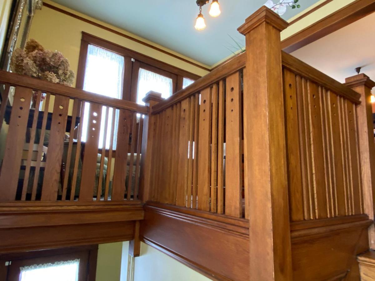 شقة The Edmond An 1887 Arts & Crafts Gem سان جوزيف المظهر الخارجي الصورة
